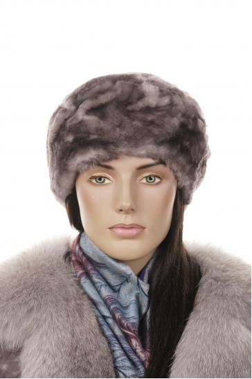 Шапка женская из мутона